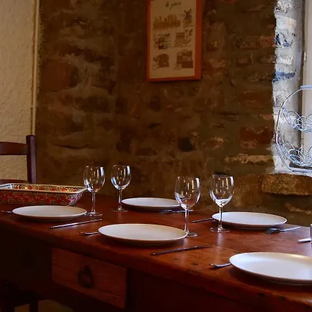 Maison Les Sauvages 8-10 Personnes Blassac