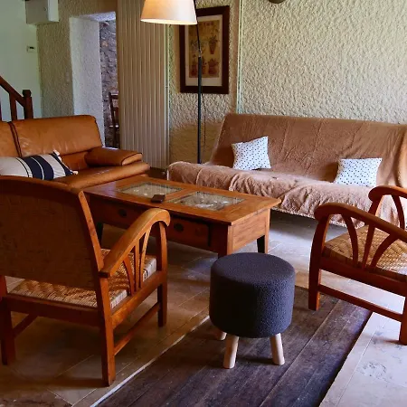 Holiday home Maison Les Sauvages 8-10 Personnes