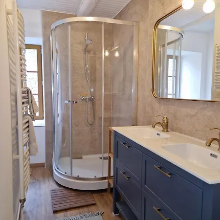 Maison Les Sauvages 8-10 Personnes Holiday home *