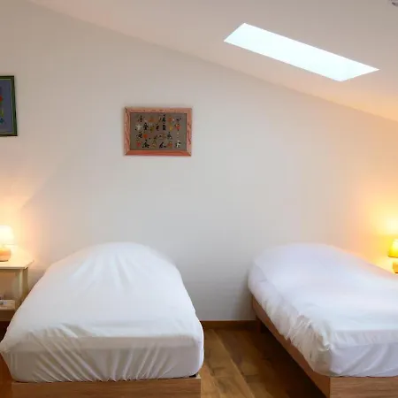 Maison Les Sauvages 8-10 Personnes Holiday home